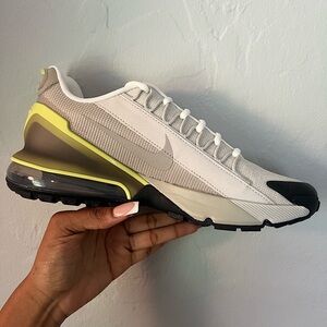 Men's Nike Air Max Pulse Roam Running Shoes